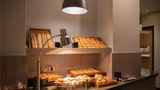 <b>Mercure Paris Opera Garnier Restaurant</b>. Images powered by <a href="https://iceportal.shijigroup.com/" title="IcePortal" target="_blank">IcePortal</a>.