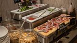 <b>Mercure Paris Opera Garnier Restaurant</b>. Images powered by <a href="https://iceportal.shijigroup.com/" title="IcePortal" target="_blank">IcePortal</a>.