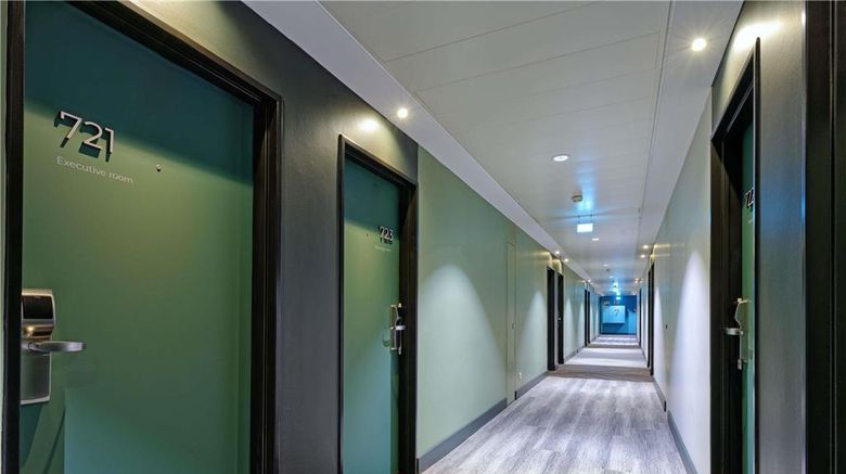 <b>Novotel Luxembourg Kirchberg Room</b>. Images powered by <a href="https://iceportal.shijigroup.com/" title="IcePortal" target="_blank">IcePortal</a>.