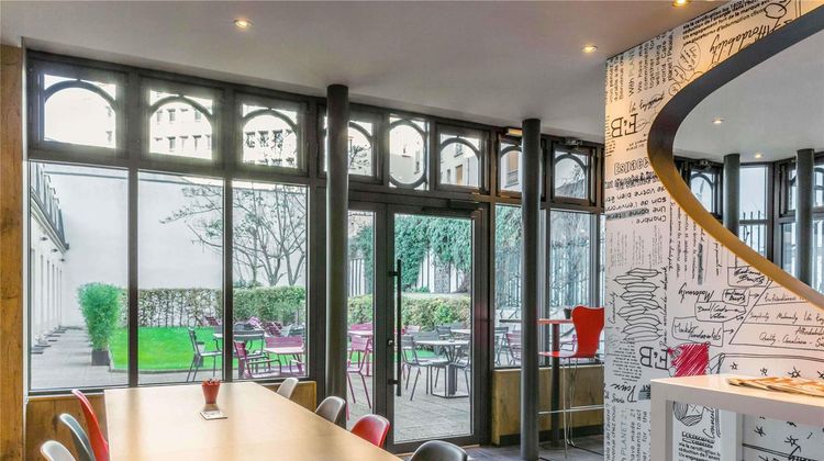 Ibis Hotel Gare de Lyon Exterior
