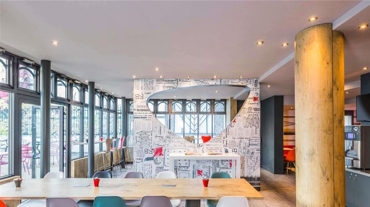 Ibis Hotel Gare de Lyon Exterior