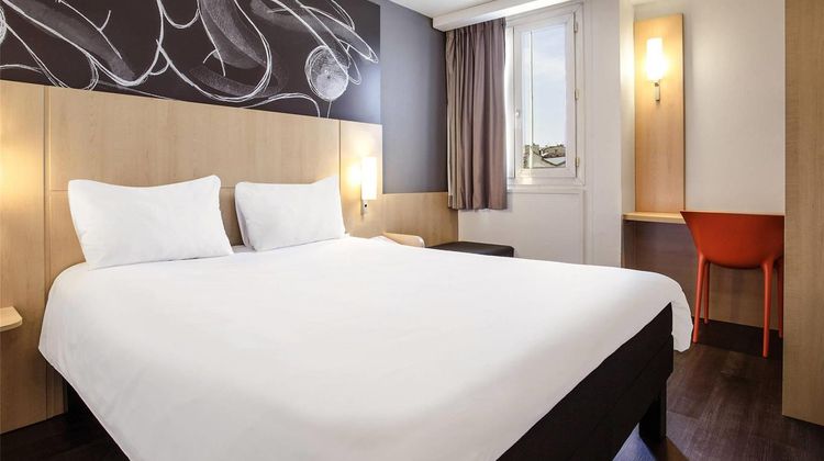 Ibis Paris St Denis Ouest Room