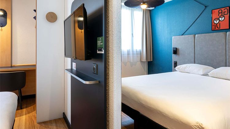 Ibis Paris St Denis Ouest Room