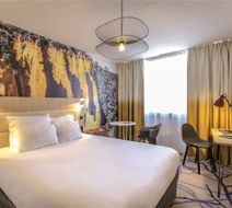Mercure Cavaillon Room