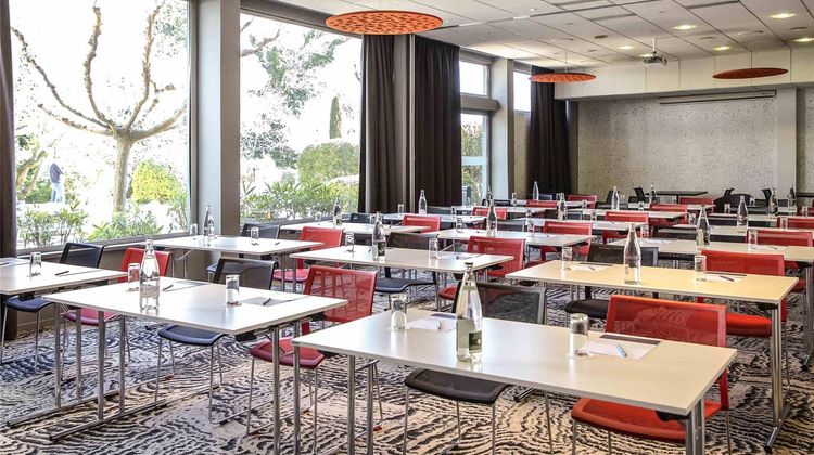 Mercure Cavaillon Meeting