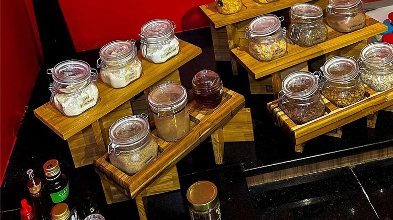<b>Ibis Maceio Pajucara Restaurant</b>. Images powered by <a href="https://iceportal.shijigroup.com/" title="IcePortal" target="_blank">IcePortal</a>.