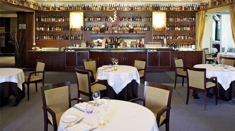 <b>Mercure Grand Hotel Astoria Restaurant</b>. Images powered by <a href="https://iceportal.shijigroup.com/" title="IcePortal" target="_blank">IcePortal</a>.