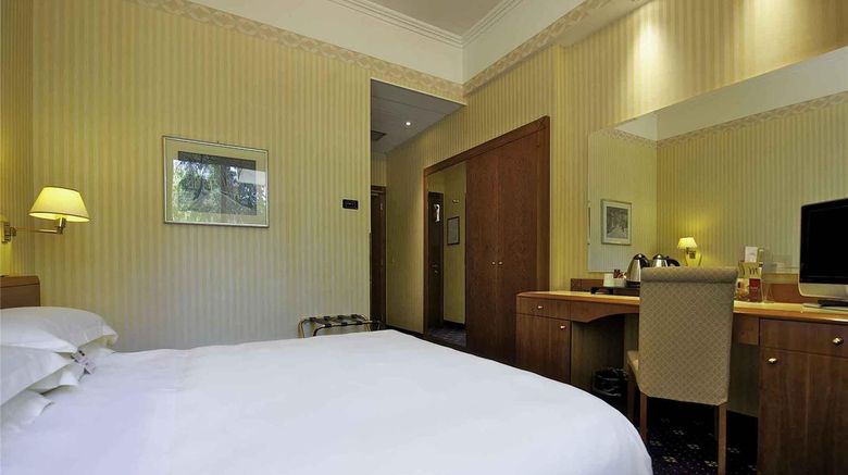 <b>Mercure Grand Hotel Astoria Room</b>. Images powered by <a href="https://iceportal.shijigroup.com/" title="IcePortal" target="_blank">IcePortal</a>.