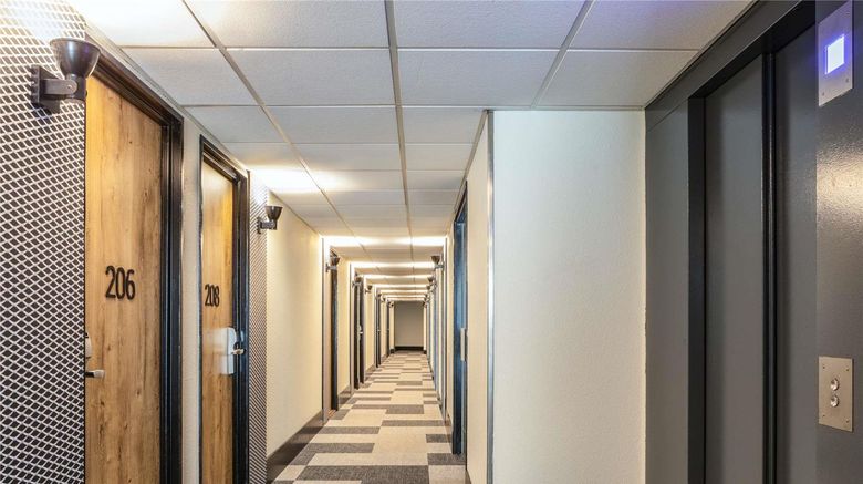 <b>Ibis Paris Hotel Room</b>. Images powered by <a href="https://iceportal.shijigroup.com/" title="IcePortal" target="_blank">IcePortal</a>.