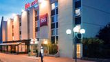 <b>Ibis Paris Hotel Exterior</b>. Images powered by <a href="https://iceportal.shijigroup.com/" title="IcePortal" target="_blank">IcePortal</a>.