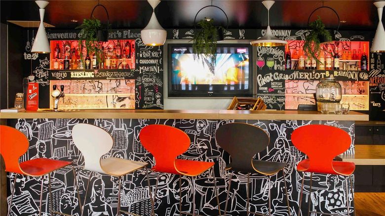 <b>Ibis Paris Hotel Exterior</b>. Images powered by <a href="https://iceportal.shijigroup.com/" title="IcePortal" target="_blank">IcePortal</a>.