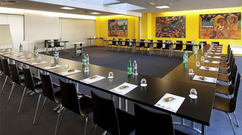 <b>Ibis Styles Ouistreham Meeting</b>. Images powered by <a href="https://iceportal.shijigroup.com/" title="IcePortal" target="_blank">IcePortal</a>.