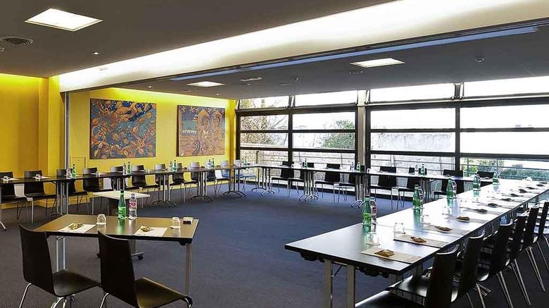 <b>Ibis Styles Ouistreham Meeting</b>. Images powered by <a href="https://iceportal.shijigroup.com/" title="IcePortal" target="_blank">IcePortal</a>.