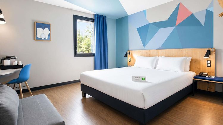 ibis Styles Evry Lisses Exterior