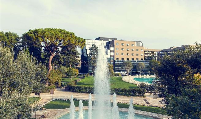Mercure Villa Romanazzi Carducci Bari Exterior