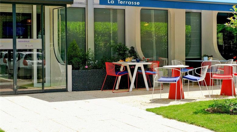 <b>Mercure Centre de Loisirs Restaurant</b>. Images powered by <a href="https://iceportal.shijigroup.com/" title="IcePortal" target="_blank">IcePortal</a>.