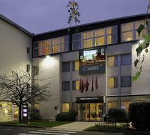 Mercure Centre de Loisirs Exterior