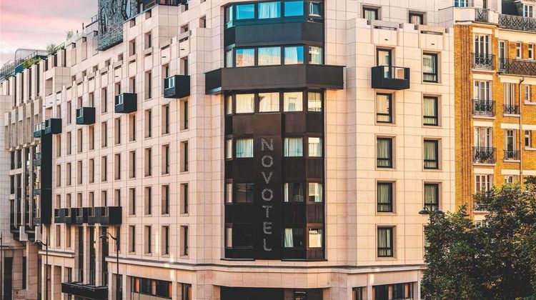 Novotel Paris Vaugirard Montparnasse Exterior