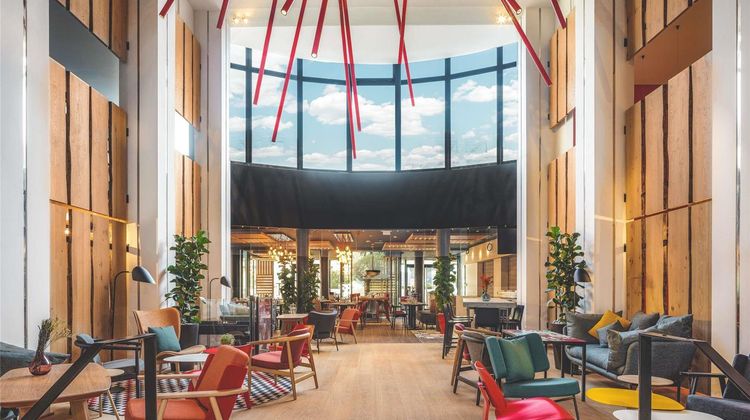 Novotel Paris Vaugirard Montparnasse Exterior