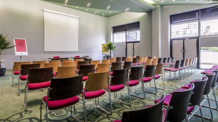 Ibis Styles Evry Courcouronnes Meeting