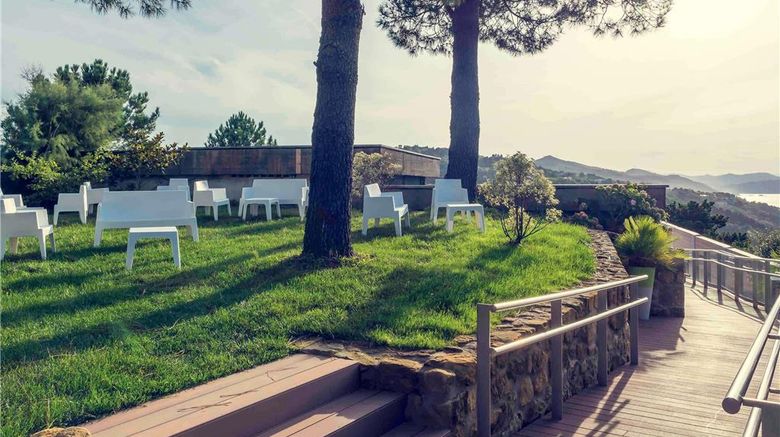 <b>Mercure Monte Igueldo Hotel Pool</b>. Images powered by <a href="https://iceportal.shijigroup.com/" title="IcePortal" target="_blank">IcePortal</a>.