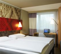 Hotel iBis Adliswil Exterior