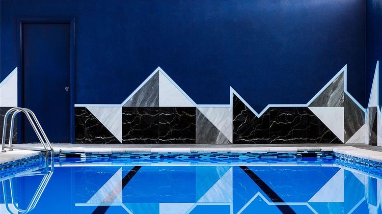 Moevenpick Hotel Wellington Pool