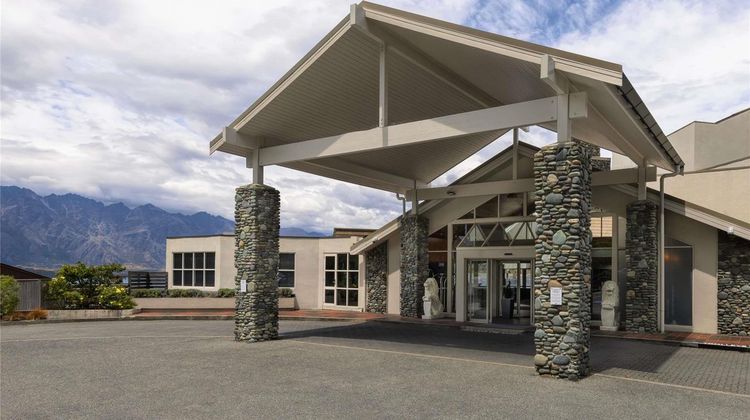 Mercure Resort Queenstown Exterior