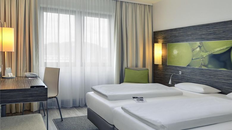 <b>Mercure Hotel Room</b>. Images powered by <a href="https://iceportal.shijigroup.com/" title="IcePortal" target="_blank">IcePortal</a>.