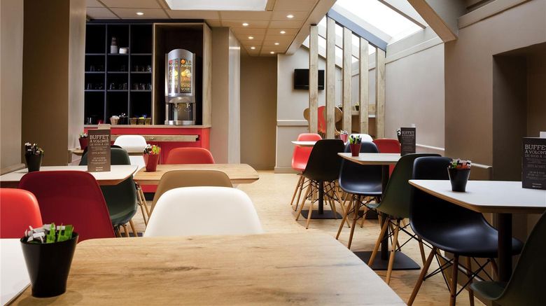 <b>Ibis Paris Gare de l'Est Exterior</b>. Images powered by <a href="https://iceportal.shijigroup.com/" title="IcePortal" target="_blank">IcePortal</a>.