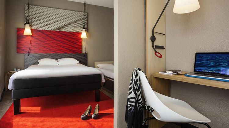 Ibis Paris Gare de l'Est Room