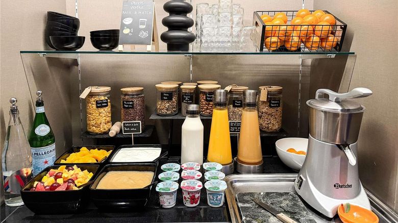 <b>Mercure Hotel Place de Bretagne Restaurant</b>. Images powered by <a href="https://iceportal.shijigroup.com/" title="IcePortal" target="_blank">IcePortal</a>.