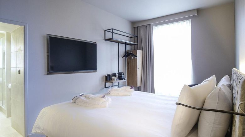 <b>Mercure Hotel Place de Bretagne Room</b>. Images powered by <a href="https://iceportal.shijigroup.com/" title="IcePortal" target="_blank">IcePortal</a>.