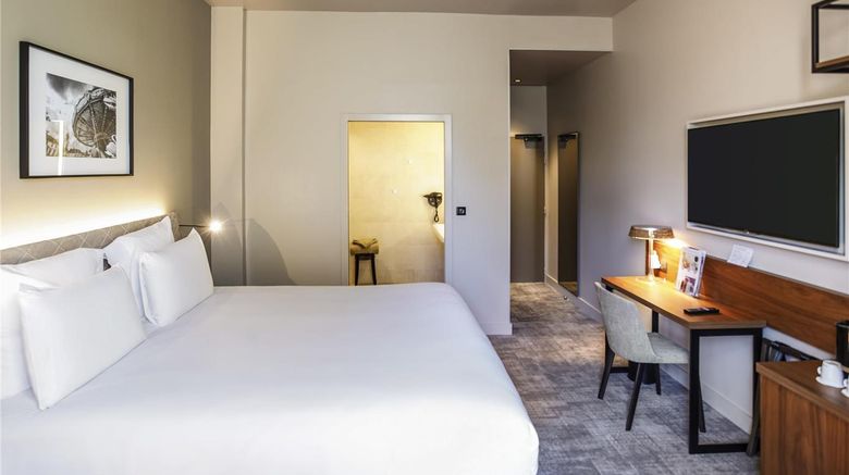 <b>Mercure Hotel Place de Bretagne Room</b>. Images powered by <a href="https://iceportal.shijigroup.com/" title="IcePortal" target="_blank">IcePortal</a>.