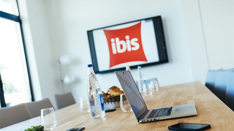 <b>Ibis Haguenau Strasbourg Nord Meeting</b>. Images powered by <a href="https://iceportal.shijigroup.com/" title="IcePortal" target="_blank">IcePortal</a>.