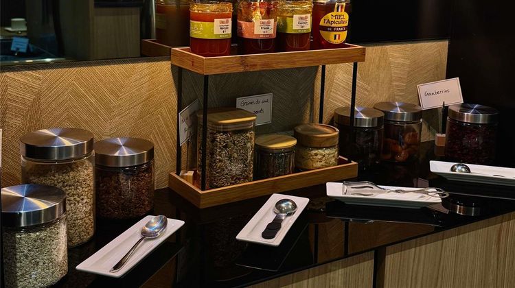 Mercure Paris Wagram Arc De Triomphe Restaurant