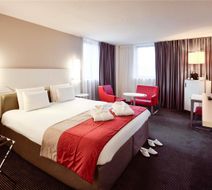 Mercure Grand Saxe Lafayette Hotel Room