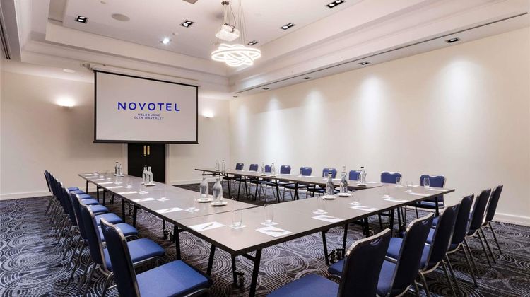 Novotel Glen Waverley Meeting