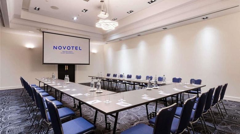 <b>Novotel Glen Waverley Meeting</b>. Images powered by <a href="https://iceportal.shijigroup.com/" title="IcePortal" target="_blank">IcePortal</a>.
