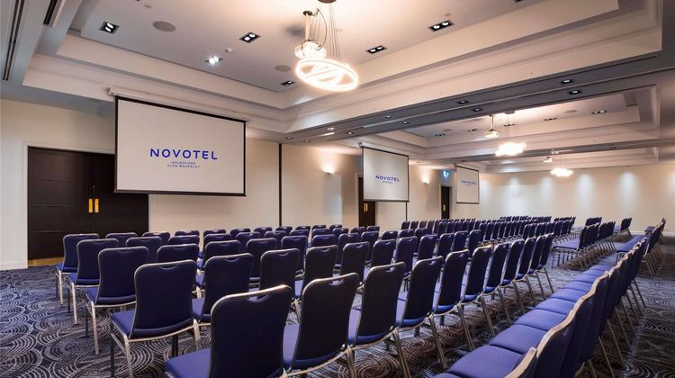 Novotel Glen Waverley Meeting