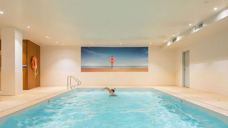 Novotel Glen Waverley Pool
