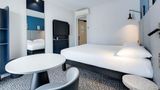 <b>Ibis Paris Pere Lachais Exterior</b>. Images powered by <a href="https://iceportal.shijigroup.com/" title="IcePortal" target="_blank">IcePortal</a>.