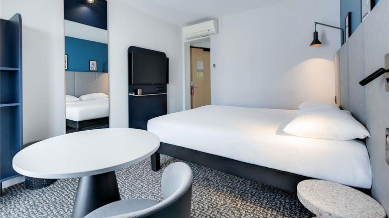 <b>Ibis Paris Pere Lachais Exterior</b>. Images powered by <a href="https://iceportal.shijigroup.com/" title="IcePortal" target="_blank">IcePortal</a>.