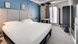 <b>Ibis Paris Pere Lachais Room</b>. Images powered by <a href="https://iceportal.shijigroup.com/" title="IcePortal" target="_blank">IcePortal</a>.