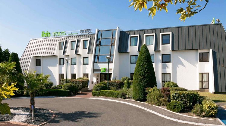 Ibis Styles Bordeaux Airport Exterior
