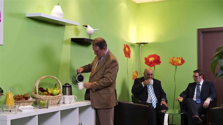 <b>Ibis Charleroi Centre Gare Meeting</b>. Images powered by <a href="https://iceportal.shijigroup.com/" title="IcePortal" target="_blank">IcePortal</a>.
