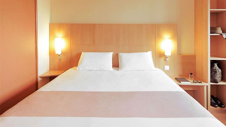 Ibis Charleroi Centre Gare Room