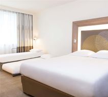 Novotel Brussels Center Tour Noire Room
