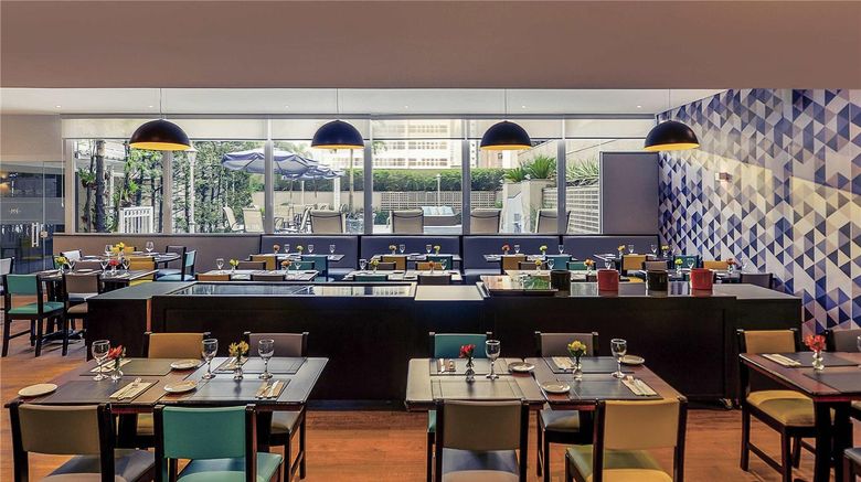 <b>Mercure Sao Paulo Funchal hotel Restaurant</b>. Images powered by <a href="https://iceportal.shijigroup.com/" title="IcePortal" target="_blank">IcePortal</a>.