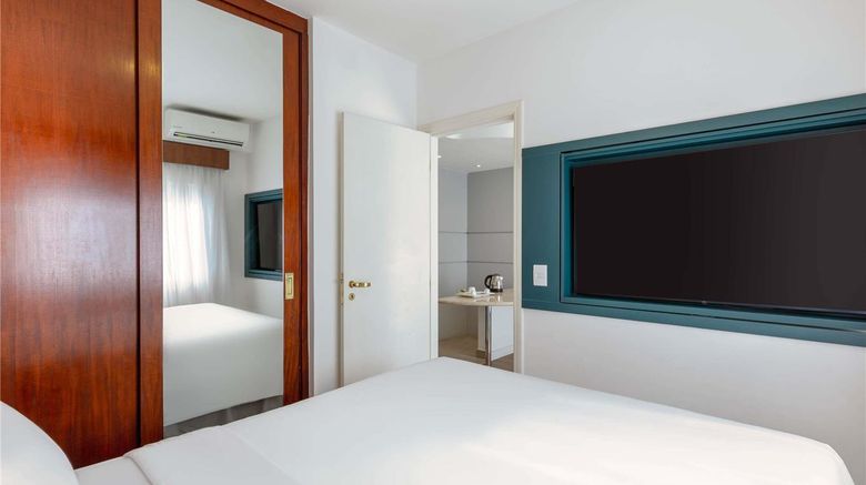 <b>Mercure Sao Paulo Funchal hotel Room</b>. Images powered by <a href="https://iceportal.shijigroup.com/" title="IcePortal" target="_blank">IcePortal</a>.